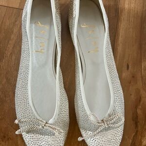 French Sole fs/ny size 8 crystal Ivory Ballet Flats